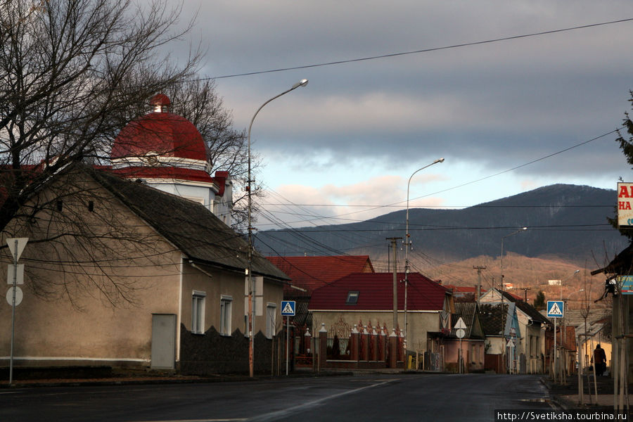 Странный городок Хуст, Украина Странный городок Хуст, Украина