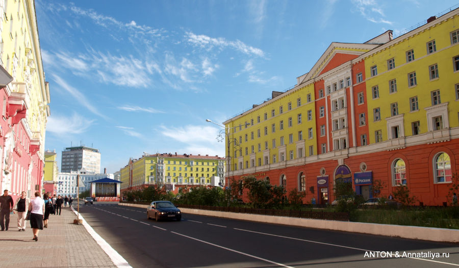 Ленинский проспект — одна из главных улиц Норильска.