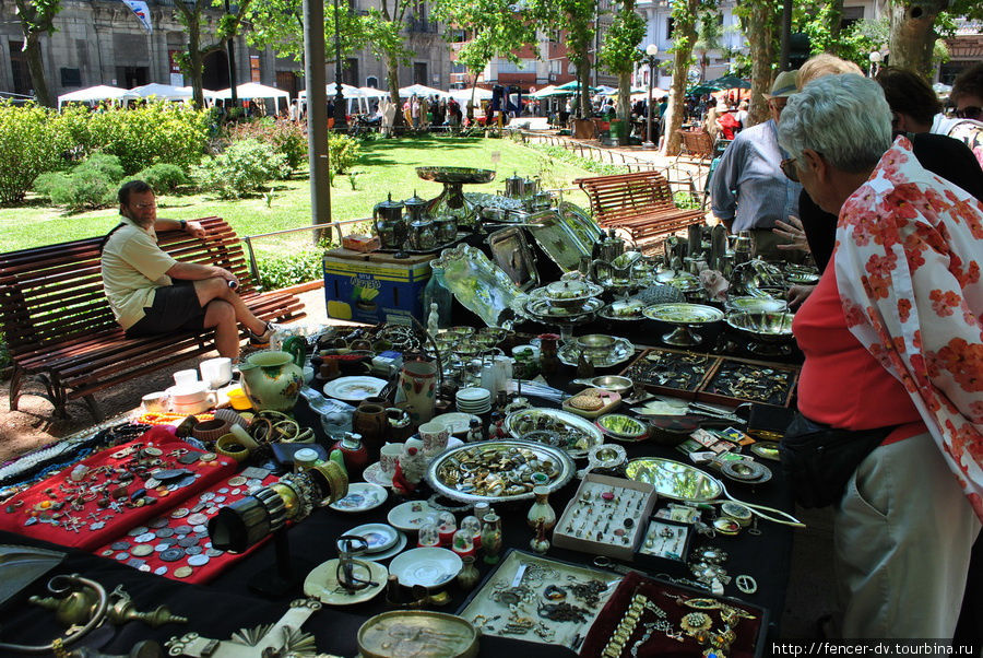 Что можно купить на блошином рынке Монтевидео, Уругвай