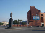 Статуя Кирова