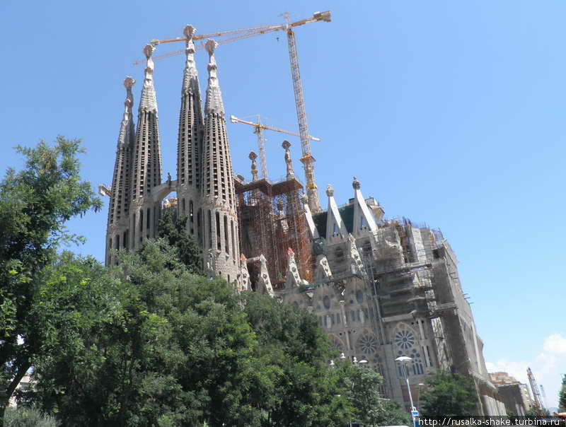 Саграда Фамилия — фасад Воскрешения Барселона, Испания