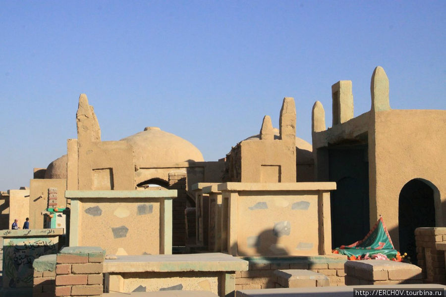 По древней Месопотамии      Ч 28  Наджафское кладбище Ан-Наджаф, Ирак