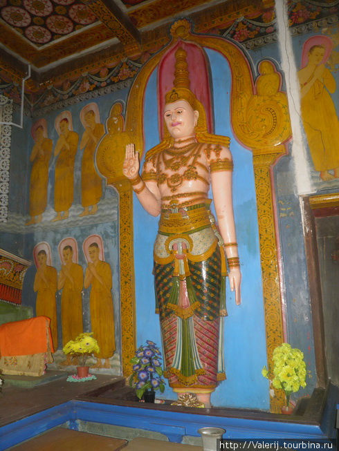 Sri Lanaka (17) Храм Kandeveharaya, который остановил цунами Бентота, Шри-Ланка