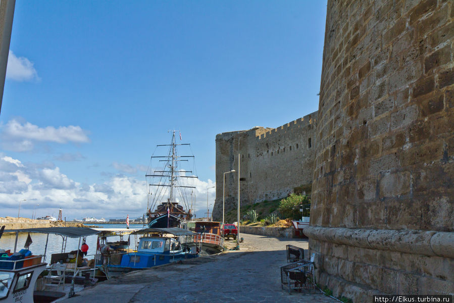 Замок Кирения и останки древнего кораблекрушения