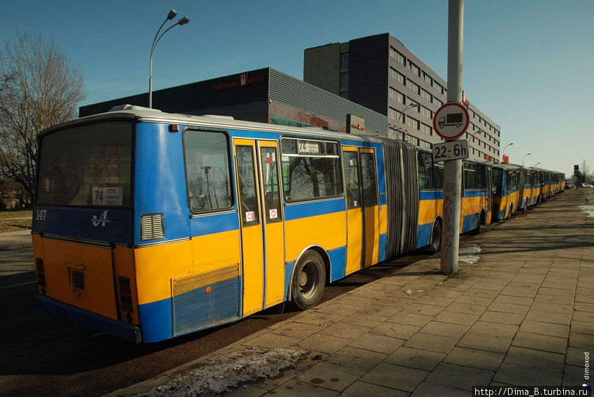 Сразу и не разберешь – это автобус-поезд или поезд-автобус? Вильнюс, Литва