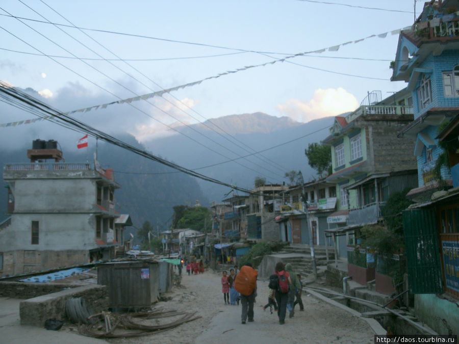 Дунче - последняя опора цивилизации Дунче, Непал