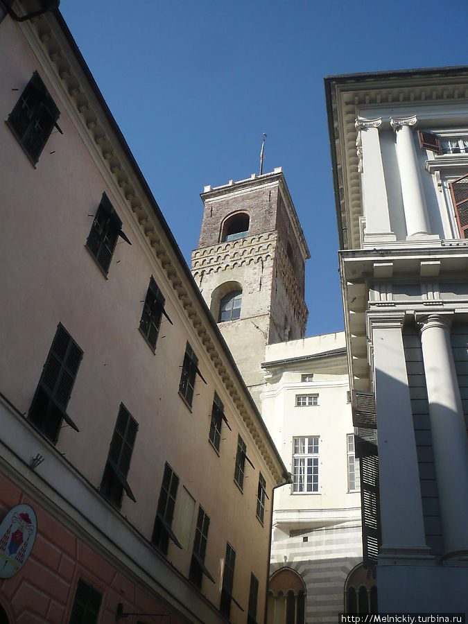 Прогулка по улочкам и площадям Генуи Генуя, Италия Прогулка по улочкам и площадям Генуи Генуя, Италия