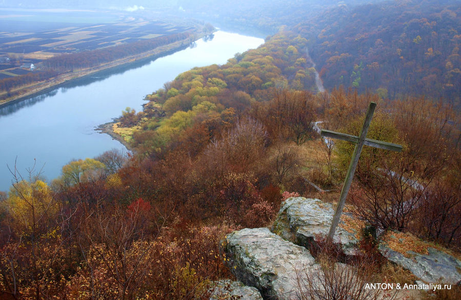 Вид от Свечи Благодарения на Днестр. Сороки, Молдова