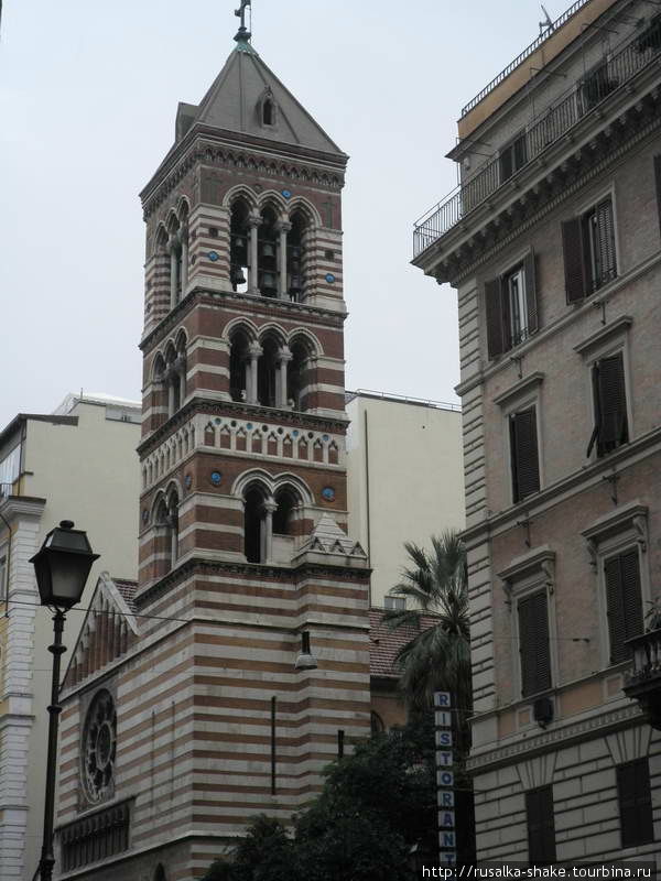 Церковь Сан-Паулу Энтро ле Мура Рим, Италия
