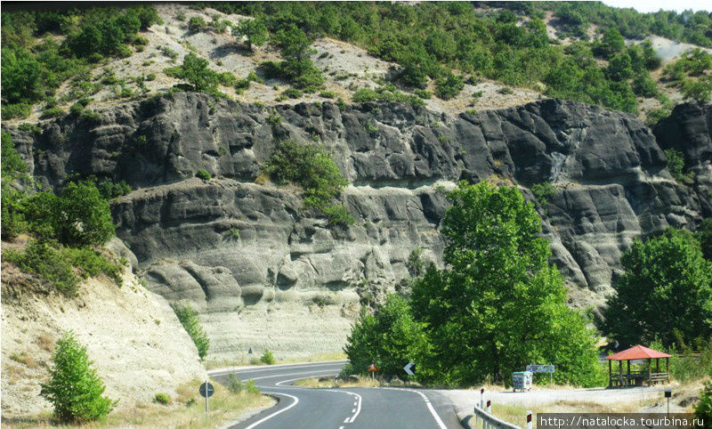 Величие Метеоры Каламбака, Греция Величие Метеоры Каламбака, Греция