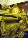 Саркофаг Фридриха I в Берлинском соборе.