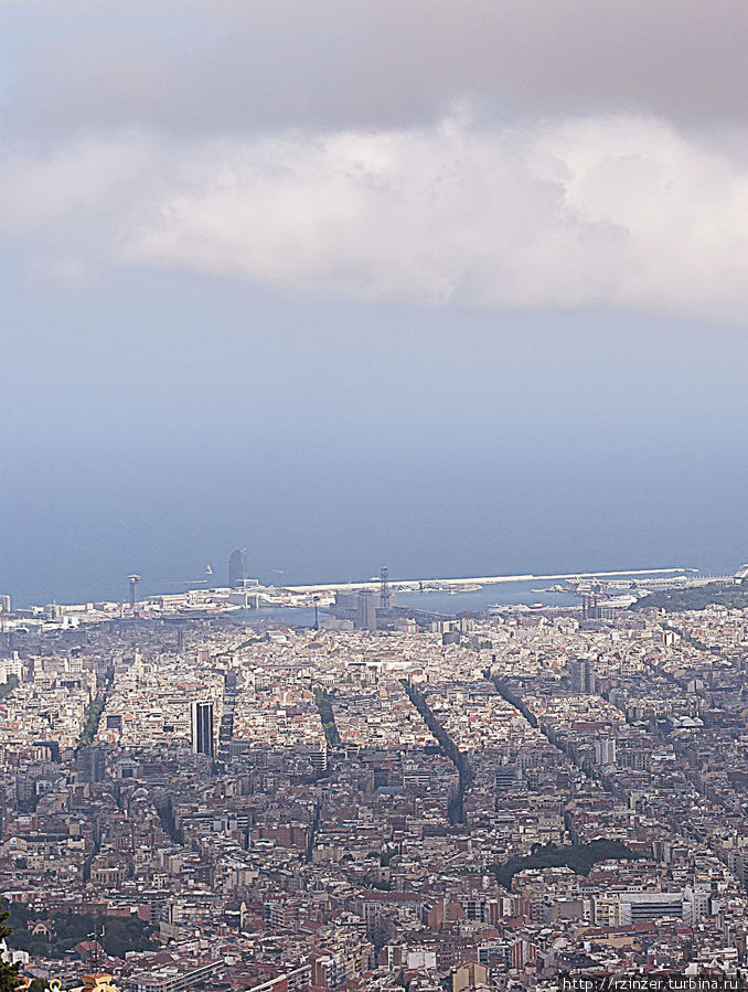 На вершине Тибидабо Барселона, Испания