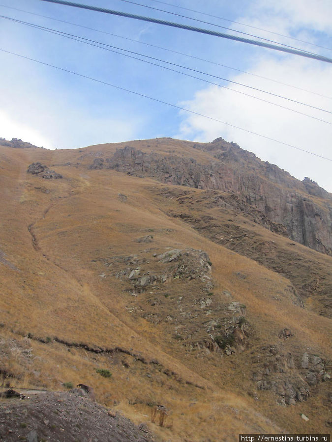 Первый снег на Эльбрусе Терскол, Россия Первый снег на Эльбрусе Терскол, Россия
