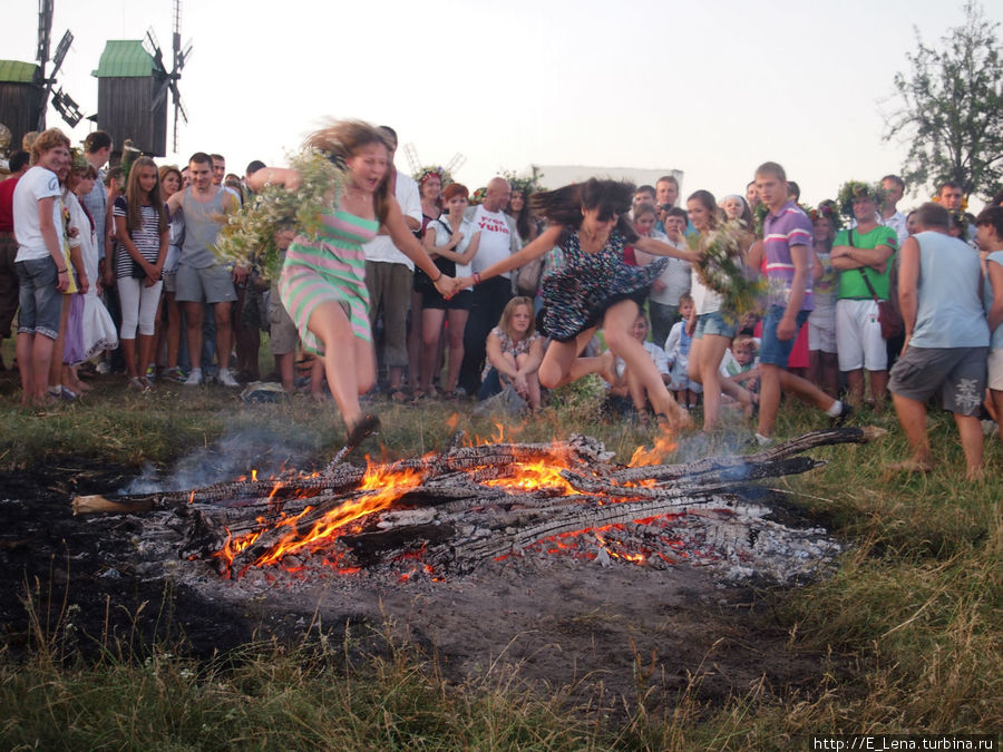 Праздник Ивана Купала в Пирогово Праздник Ивана Купала в Пирогово