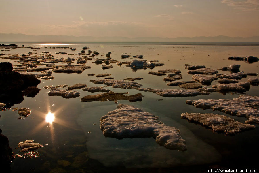 За уходящим льдом Байкала -2011 Листвянка, Россия
