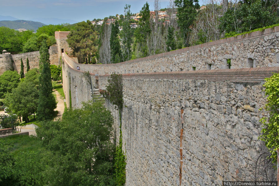 Крепостная стена Жирона, Испания