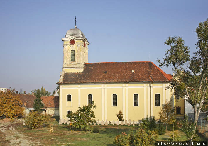 Сербская православная церковь Комарно, Словакия