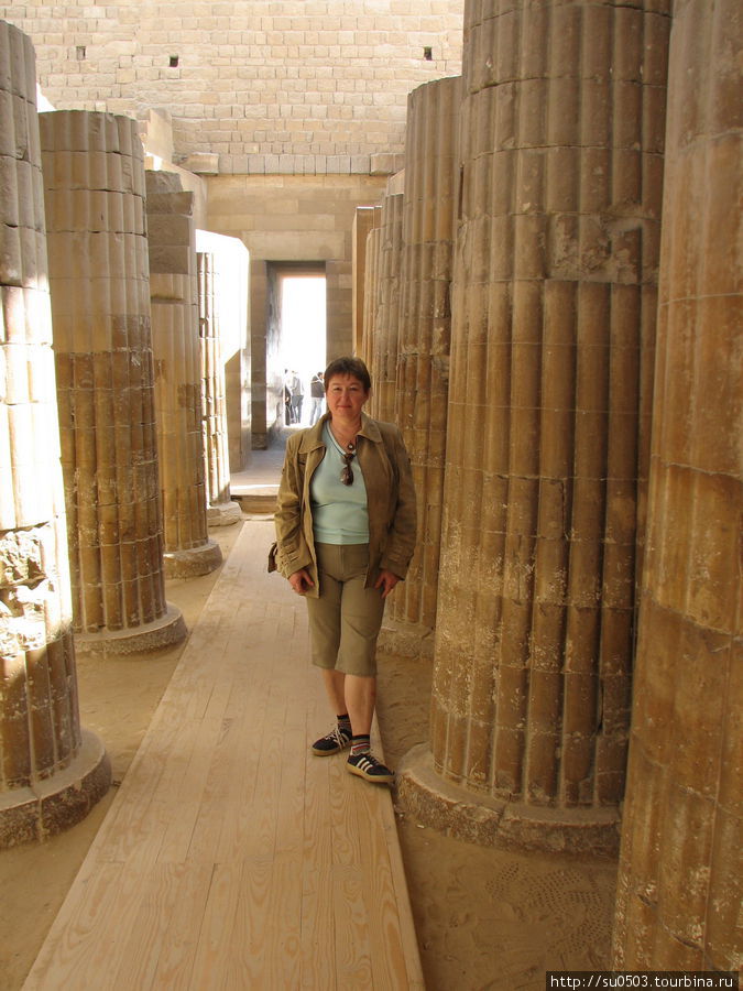 Колонны комплекса в Саккаре Египет