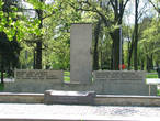 Памятник баррикадам