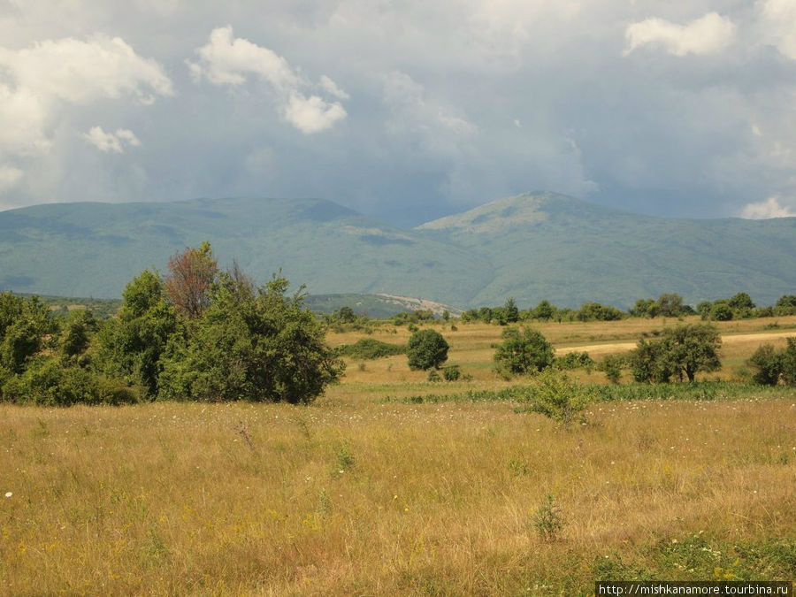 Это горы Стара Планина. Нови-Сад, Сербия