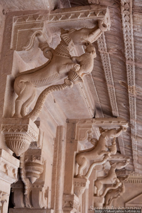 Интерьеры дворца Гвалиор, Индия