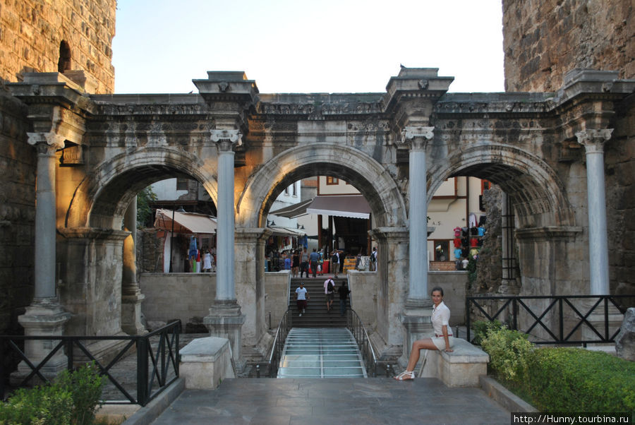 Ворота Адриана Анталия, Турция