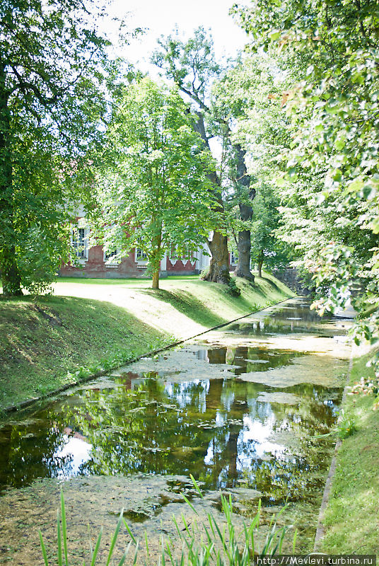 Жемчужина Растрелли — Рундальский дворец. Сады и покои Бауска, Латвия