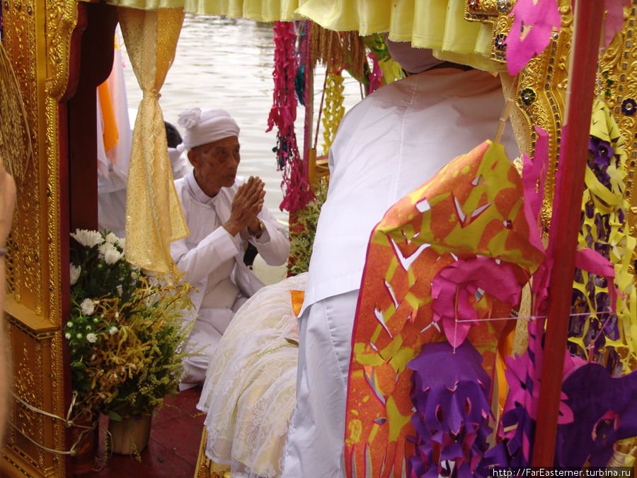 Фестиваль Фаунг До У, часть вторая Озеро Инле, Мьянма Фестиваль Фаунг До У, часть вторая Озеро Инле, Мьянма