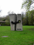 В Германии популярны странные памятники, которые я не понимаю. Я не про этот конкретный памятник, а в целом.