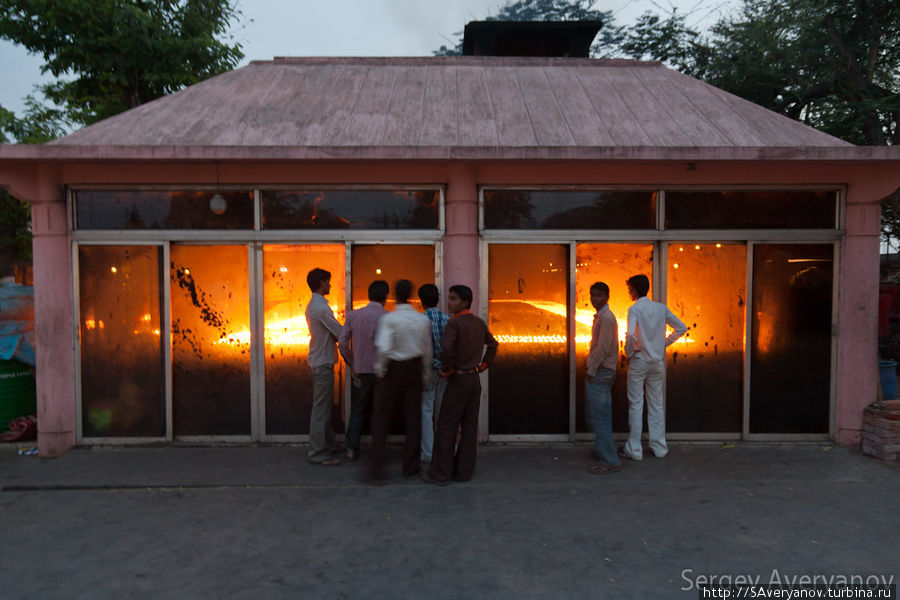 Храм масляных ламп Бодх-Гая, Индия