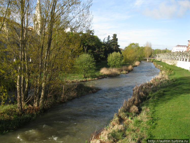 Бургос, река.