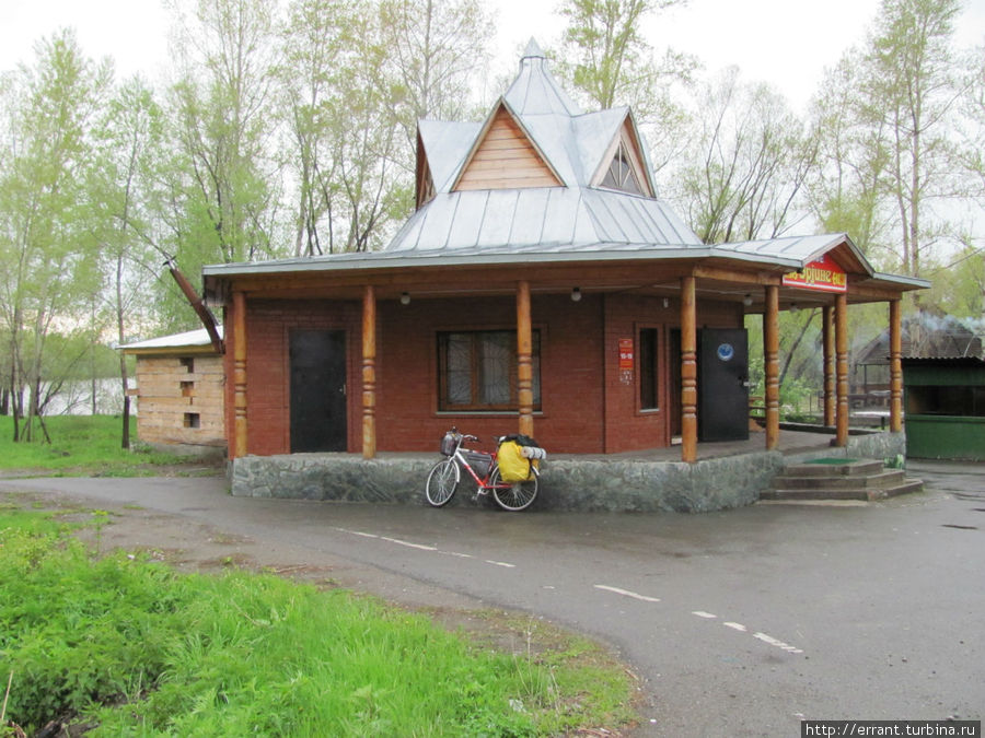 Придорожное кафе, очень кстати с камином Алтайский край, Россия