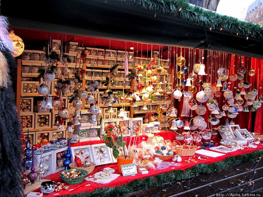 Праздничный базар на площади. Мангейм, Германия