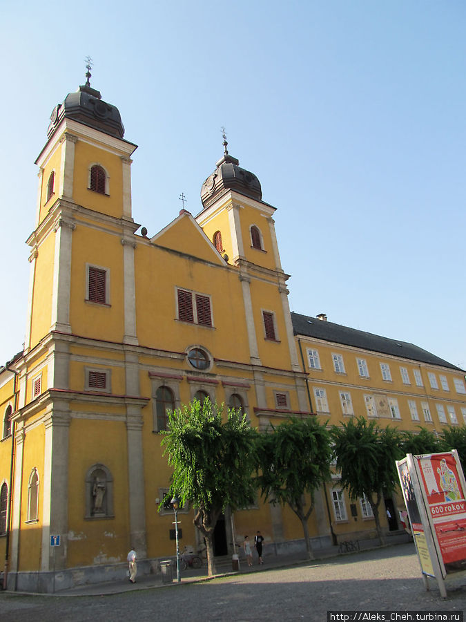 Пиаристская церковь Тренчин, Словакия
