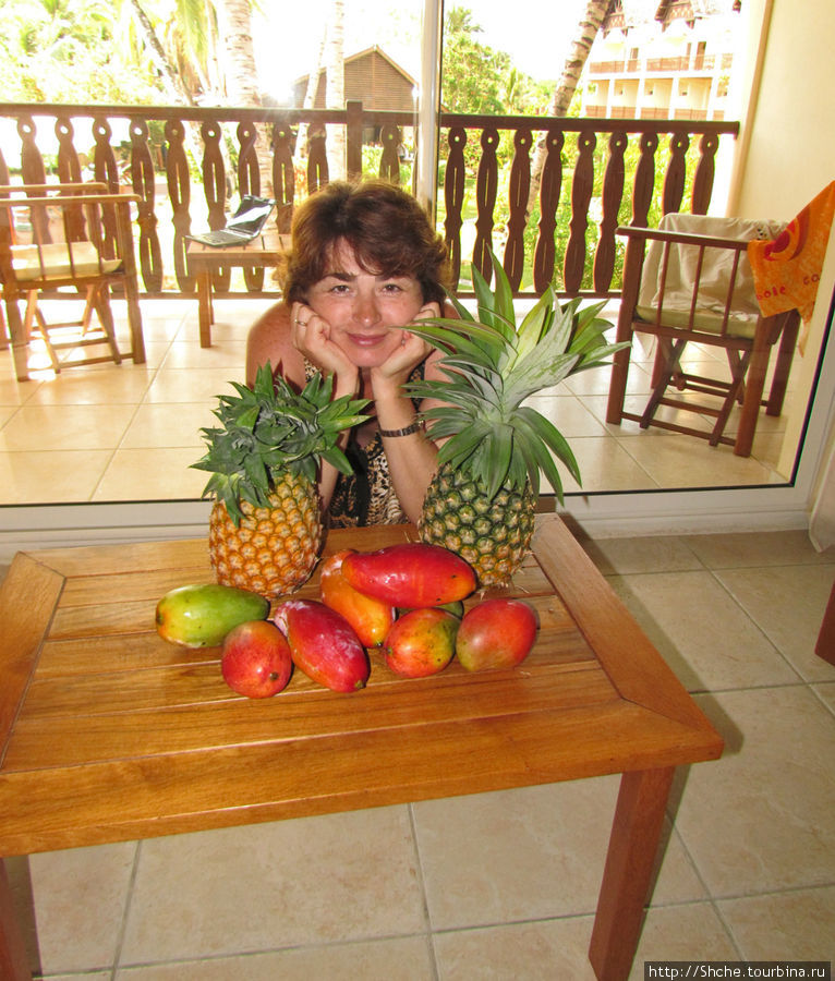 это фруктовое счастье куплено на пляже за 5 долларов Нуси-Бе, Мадагаскар