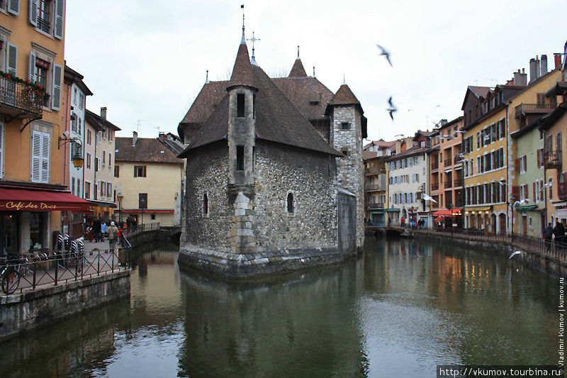 Своя Венеция есть почти в каждом городе Европы :) Анси, Франция Своя Венеция есть почти в каждом городе Европы :) Анси, Франция
