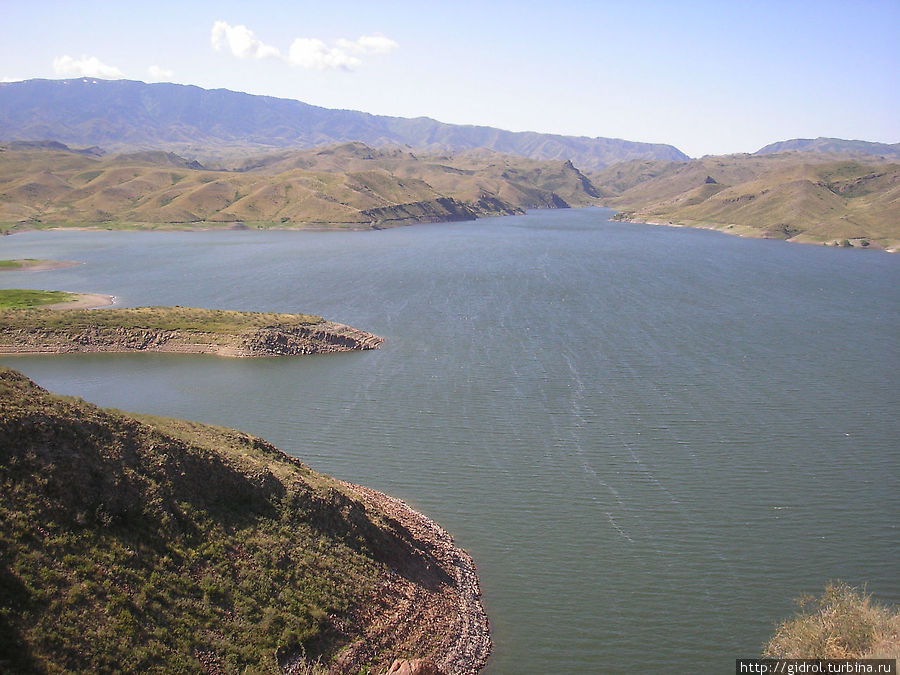 Уйдененское водохранилище, вид с плотины. Зайсан, Казахстан