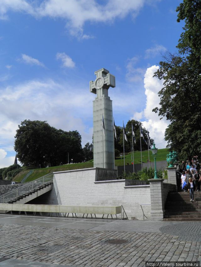Монумент в ознаменование независимости. Таллин, Эстония