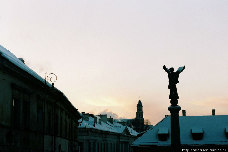 Ангел — символ творчества и свободы. Вильнюс, Литва
