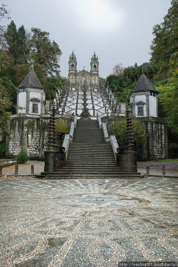 Сады и Святилище Бон-Жезуш-ду-Монти Брага, Португалия