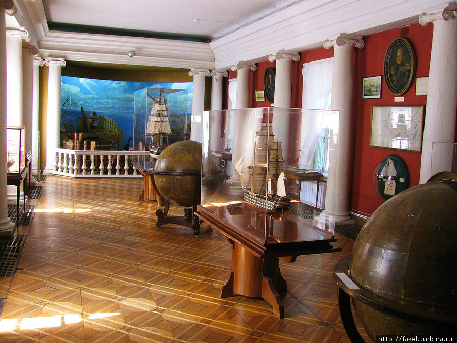 Один из залов музея Николаев, Украина