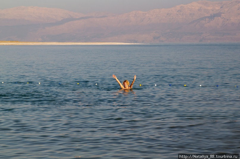Глубоко а я не тону)) Мертвое море, Израиль