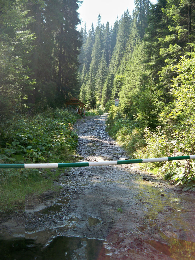 Запасемся питьевой водой перед восхождением Запасемся питьевой водой перед восхождением