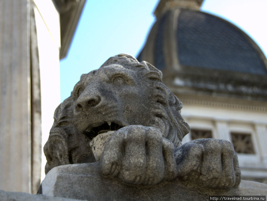 Прогулка по Реколете Буэнос-Айрес, Аргентина Прогулка по Реколете Буэнос-Айрес, Аргентина