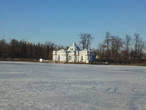 Зимне-весенний Пушкин. Только с замёрзшего озера, можно увидеть парк с такого ракурса