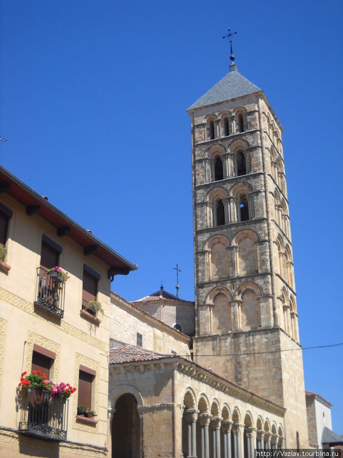 Колокольня церкви Сеговия, Испания