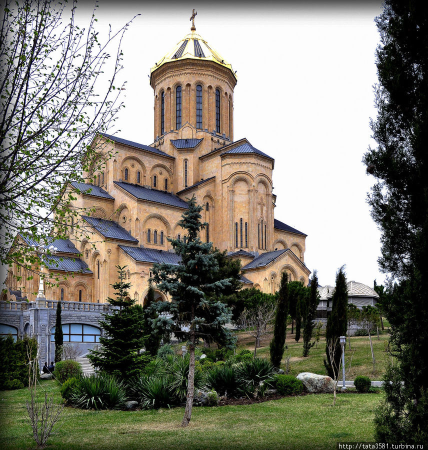 Главный кафедральный собор в Тбилиси Тбилиси, Грузия