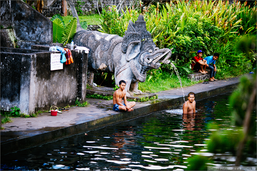 Воды святого Ганга Бали, Индонезия