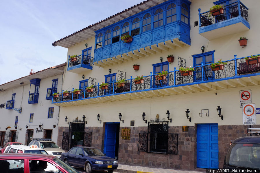 Город в горах Куско, Перу Город в горах Куско, Перу