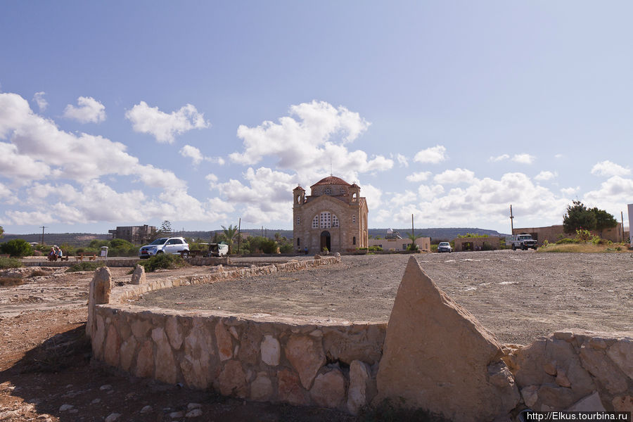 Св. Георгий. Пляж и храм. Пейя, Кипр